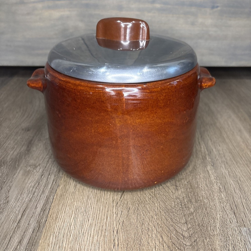 West Bend Bean Pot Stoneware with Metal Lid Brown Glazed‎ 2 QT 1950s USA Vintage